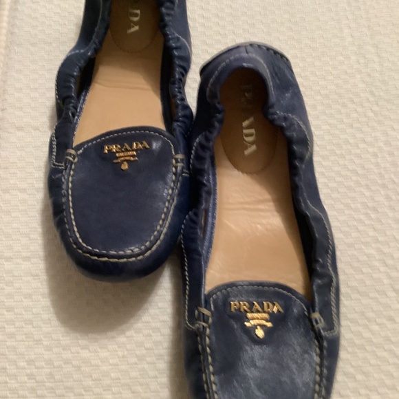 Shoes - Picture 2 of 3